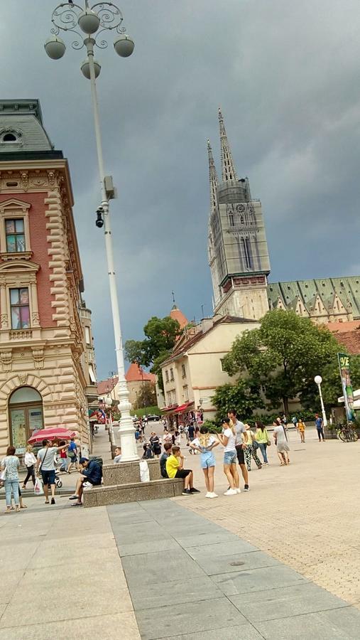 Mickey Mouse Supilova 24 Apartment Zagreb Ngoại thất bức ảnh